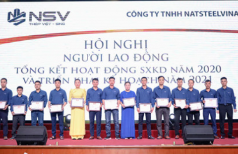 Thép Việt - Sing đảm bảo chế độ chính sách cho người lao động là thúc đẩy sản xuất kinh doanh